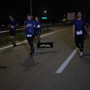 Runner Photo 7342951