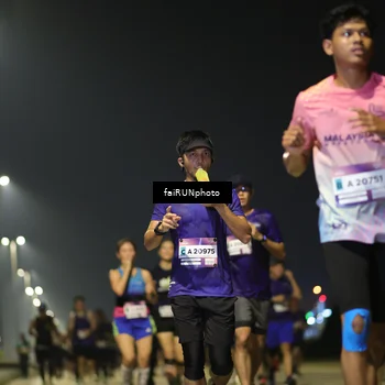 Runner Photo 7342954