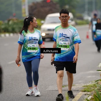 Runner Photo 7342958