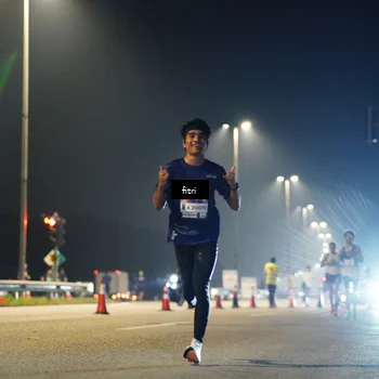 Runner Photo 7342976