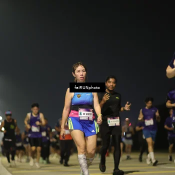Runner Photo 7342998