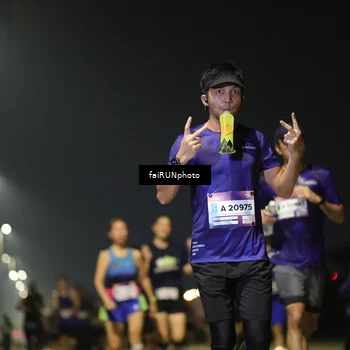 Runner Photo 7342999