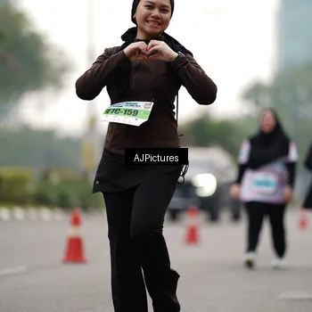 Runner Photo 7343024