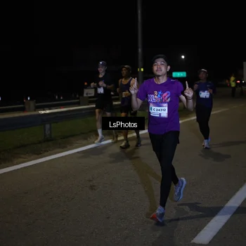 Runner Photo 7343027