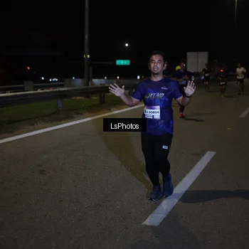 Runner Photo 7343050