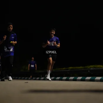 Runner Photo 7343052