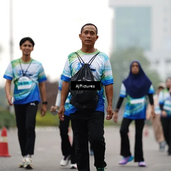 Runner Photo 7343059