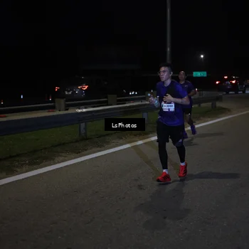 Runner Photo 7343062