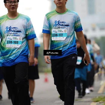 Runner Photo 7343068
