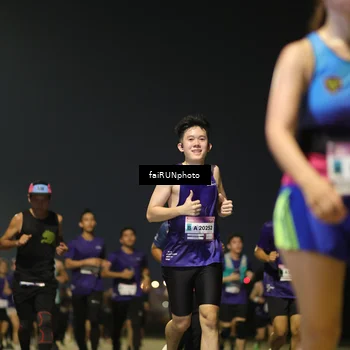 Runner Photo 7343071