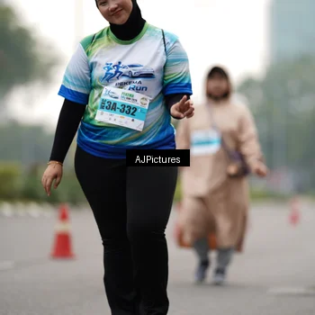 Runner Photo 7343076