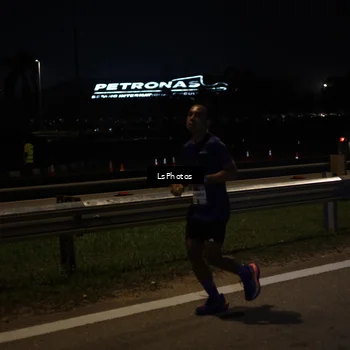 Runner Photo 7343086