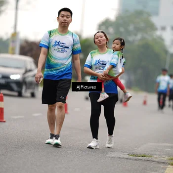 Runner Photo 7343092