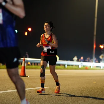 Runner Photo 7343100