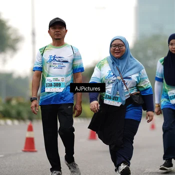 Runner Photo 7343113