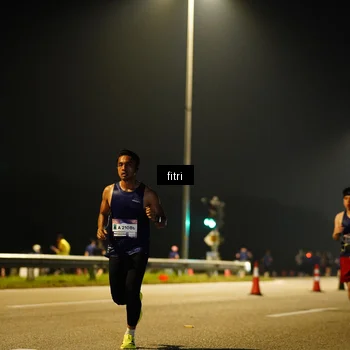 Runner Photo 7343122