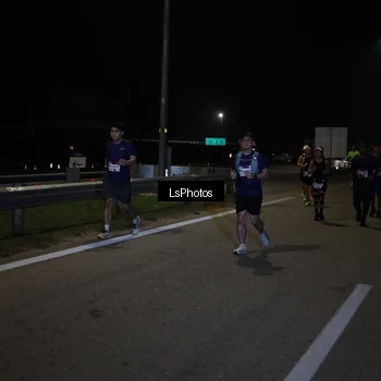 Runner Photo 7343142