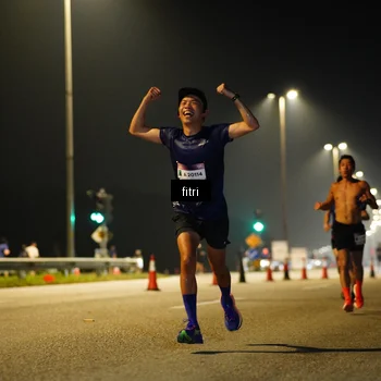 Runner Photo 7343202