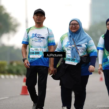 Runner Photo 7343203