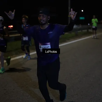 Runner Photo 7343213