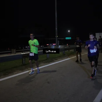 Runner Photo 7343226
