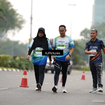 Runner Photo 7343267