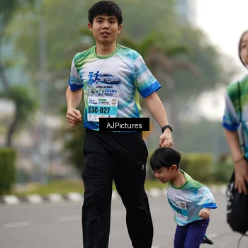 Runner Photo 7343268