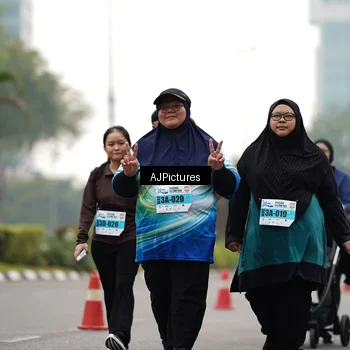 Runner Photo 7343272