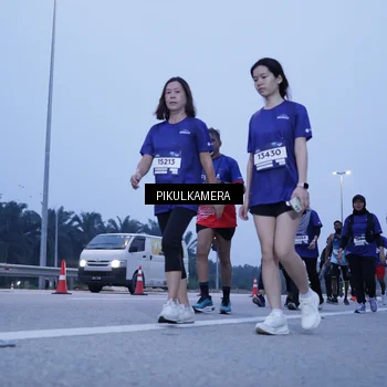 Runner Photo 7343314