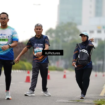 Runner Photo 7343323