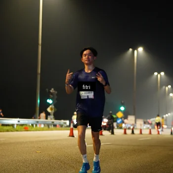Runner Photo 7343337