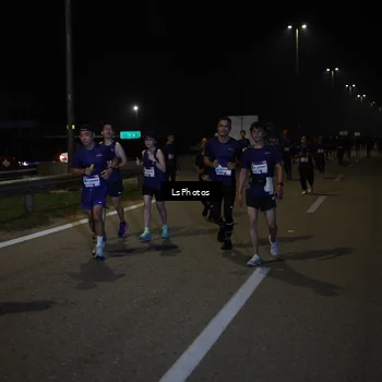 Runner Photo 7343372