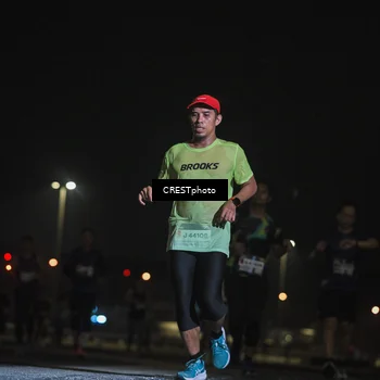 Runner Photo 7343373