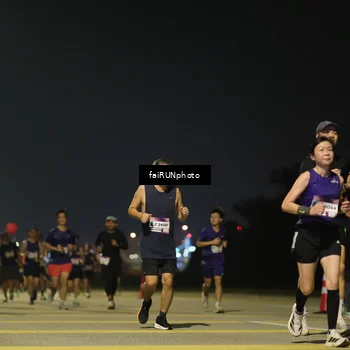 Runner Photo 7343391