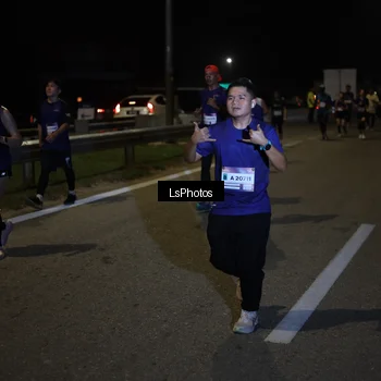 Runner Photo 7343417