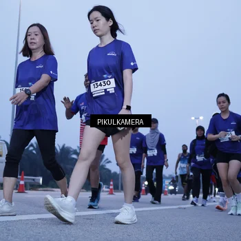 Runner Photo 7343419