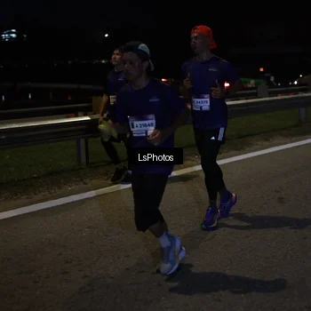 Runner Photo 7343420
