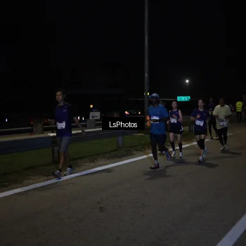 Runner Photo 7343428