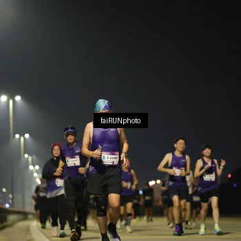 Runner Photo 7343430