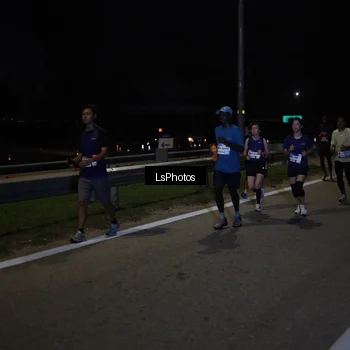 Runner Photo 7343435