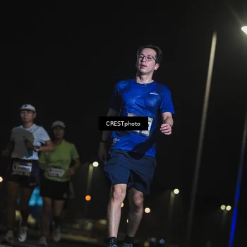 Runner Photo 7343441