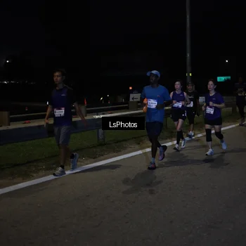 Runner Photo 7343448