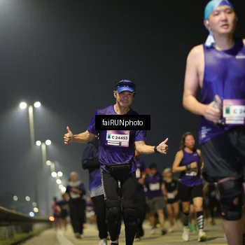 Runner Photo 7343451