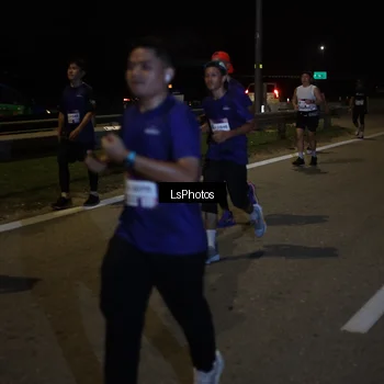 Runner Photo 7343473
