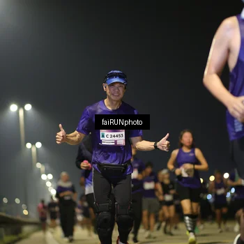 Runner Photo 7343474