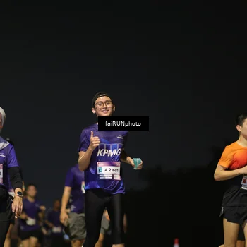 Runner Photo 7343526