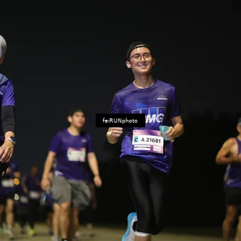 Runner Photo 7343546