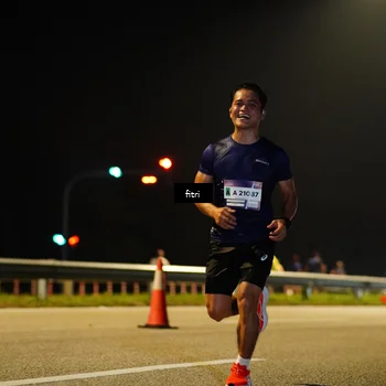 Runner Photo 7343554