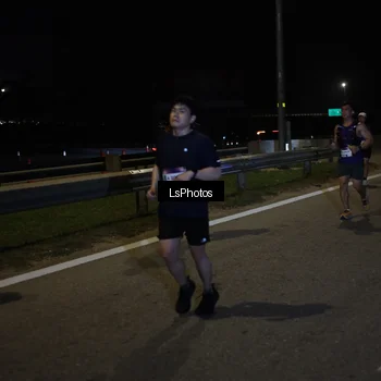 Runner Photo 7343556