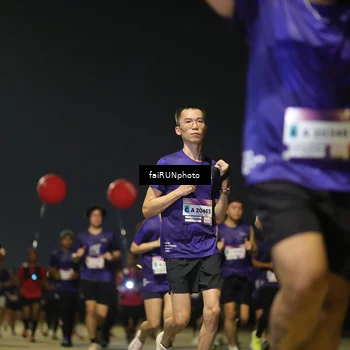 Runner Photo 7343560